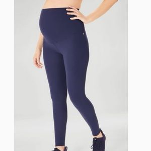 Fabletics High-Waisted Maternity Legging